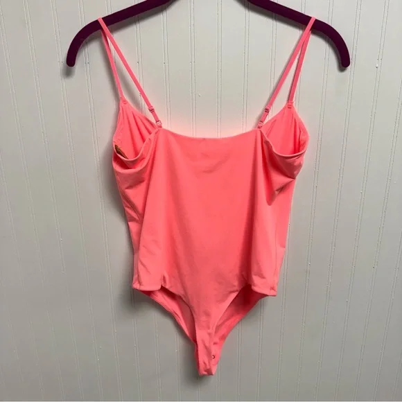 Skims Fits Everybody Cami Thong Bodysuit - Picture 3 of 6